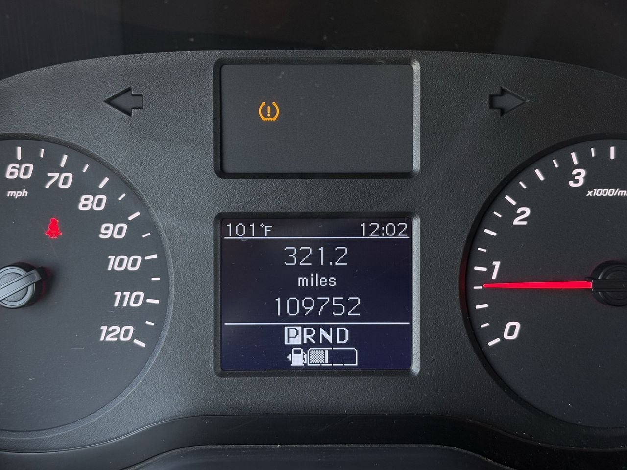 Used 2023 Mercedes-Benz Sprinter 2500 image 14
