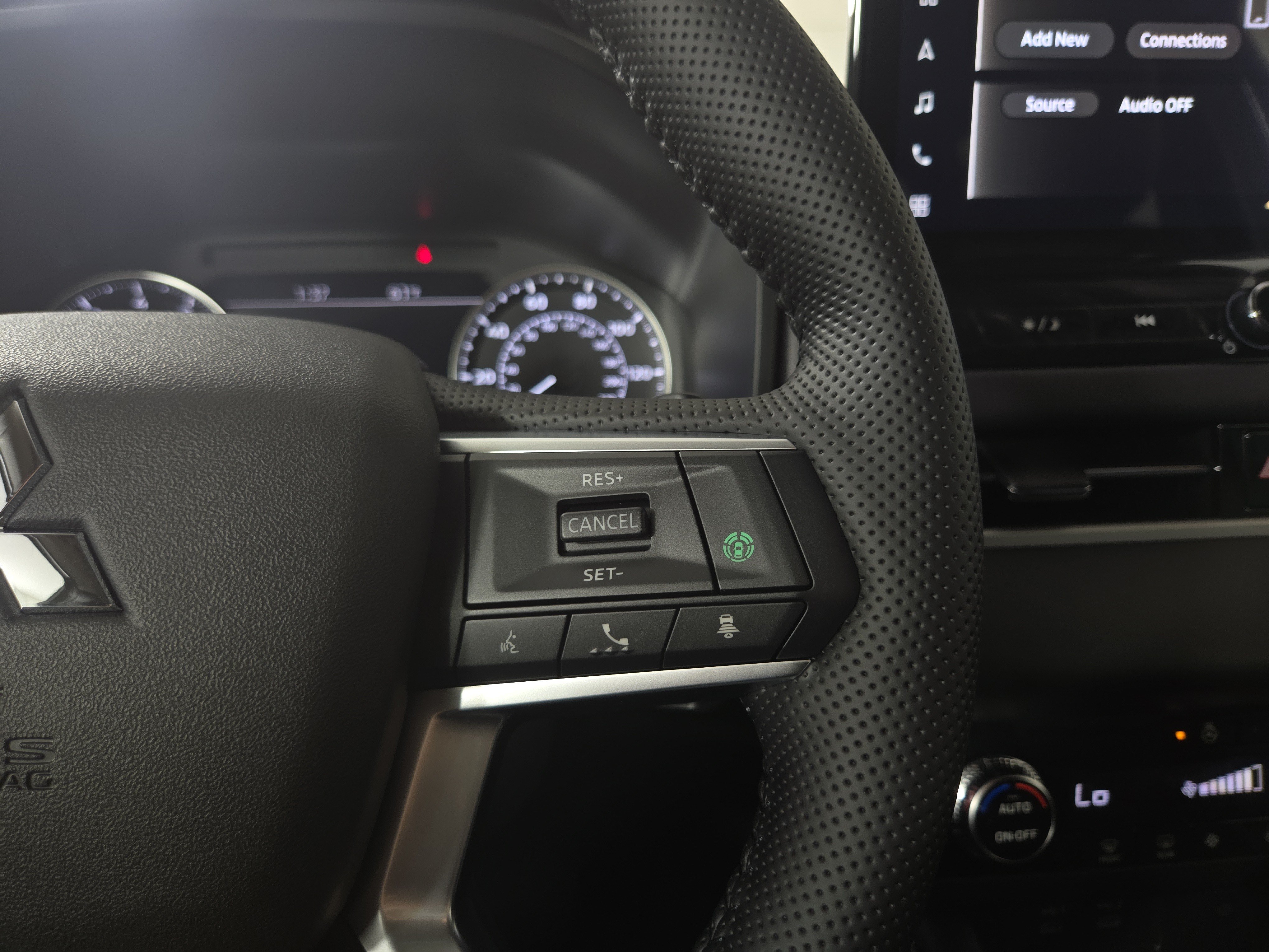 New 2026 Mitsubishi Outlander SE AWD/4WD image 16