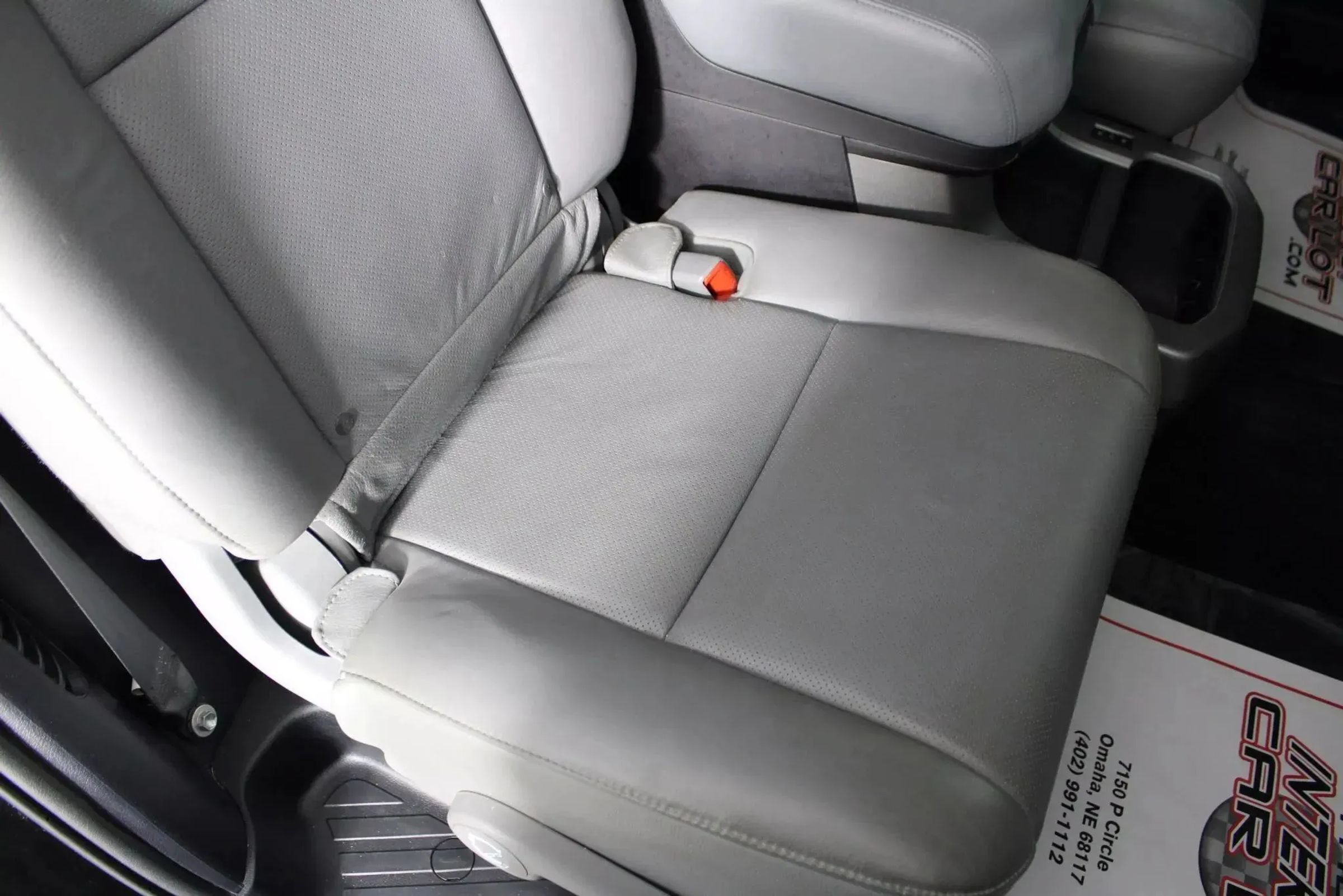 Used 2016 Toyota Sequoia Platinum AWD/4WD image 44