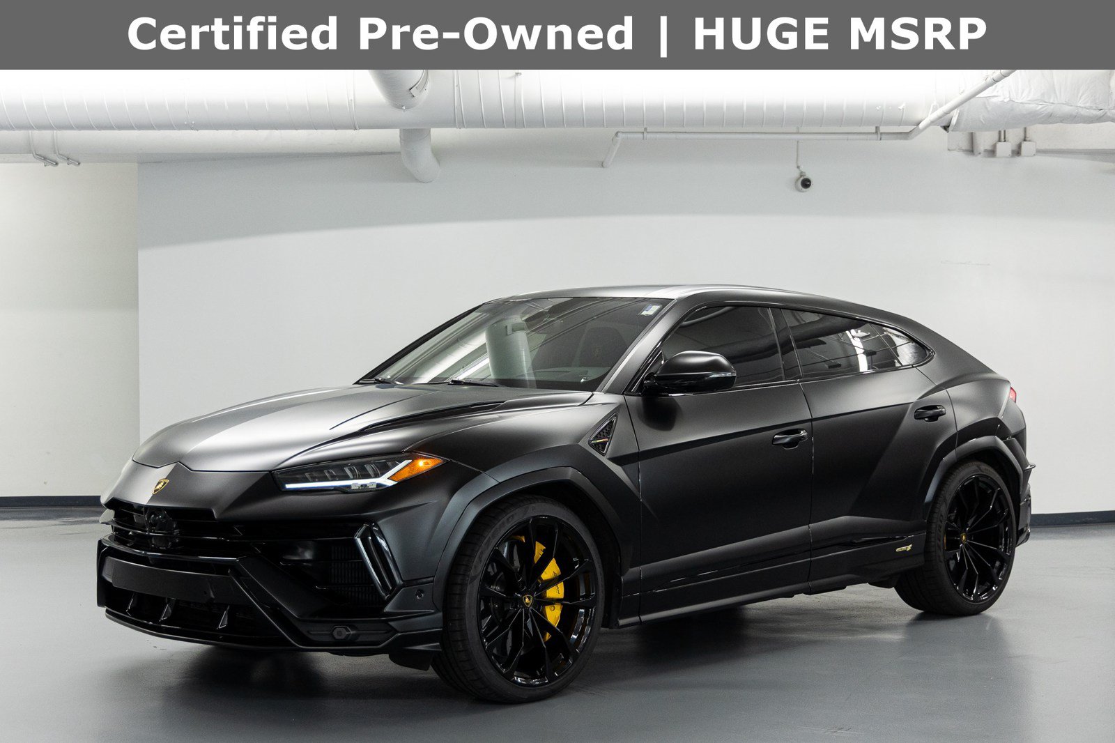 Used 2024 Lamborghini Urus S AWD/4WD image 1
