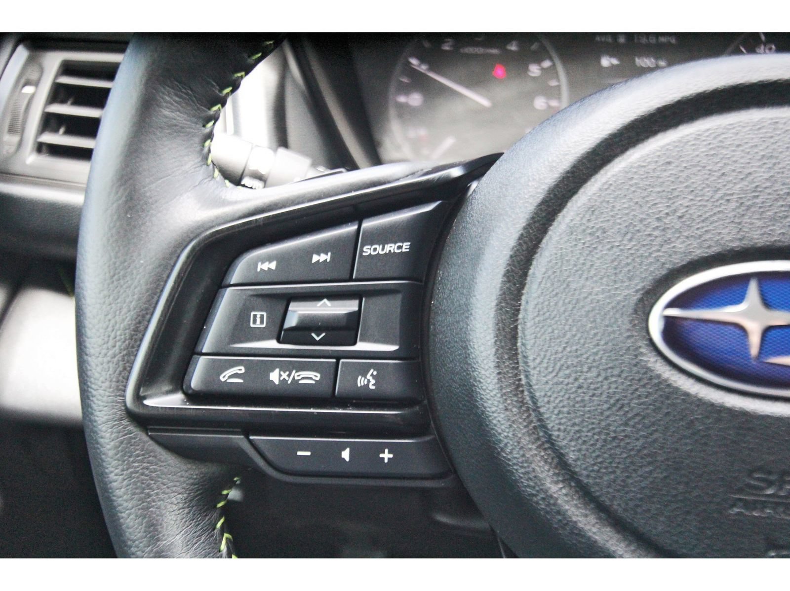 Certified 2023 Subaru Ascent Onyx Edition Limited AWD/4WD image 15