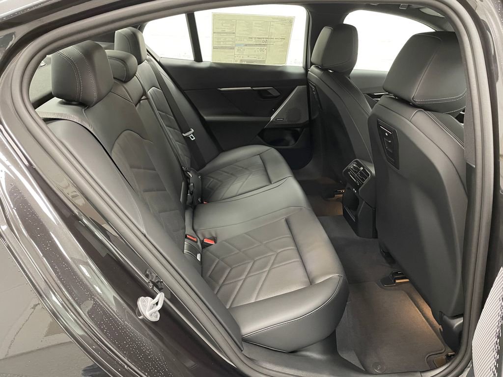 Used 2025 BMW 530i xDrive image 19