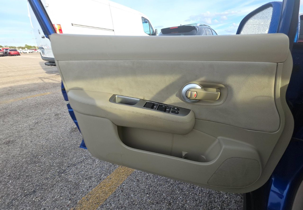 Used 2012 Nissan Versa 1.8 S w/ Special Edition Pkg image 13