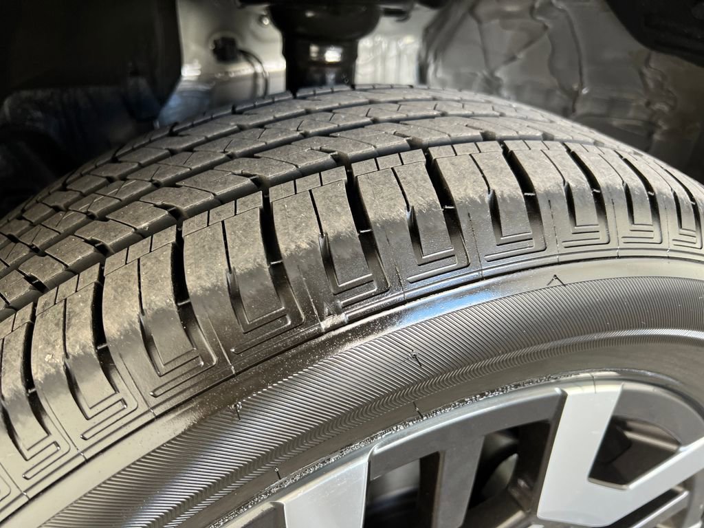 New 2026 Subaru Outback Touring XT image 33