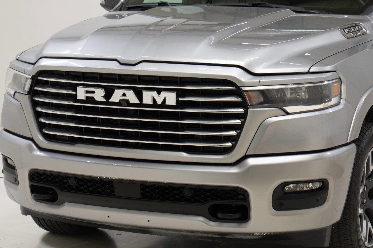 Used 2025 RAM 1500 Laramie w/ Laramie Southwest Edition image 9