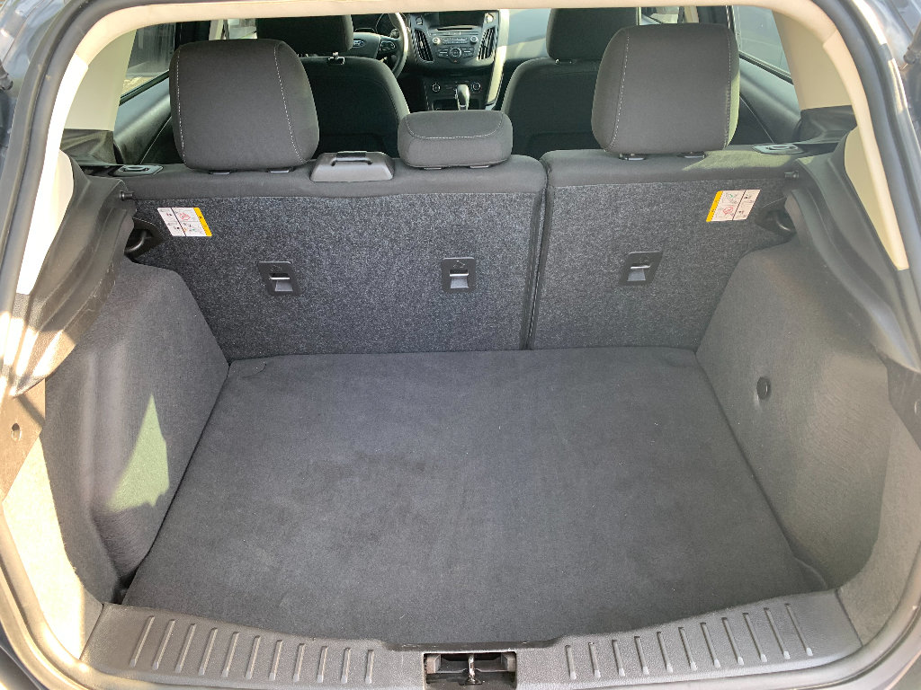 Used 2017 Ford Focus SE FWD image 26
