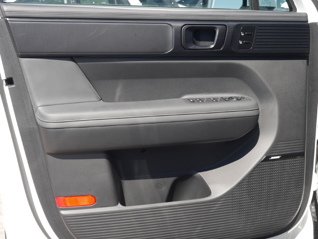 New 2026 Hyundai Santa Fe Calligraphy FWD image 39