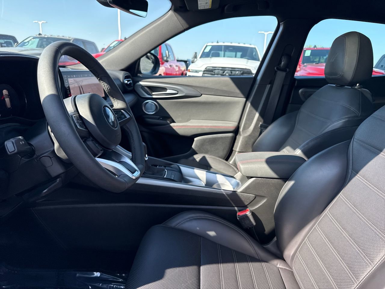 Used 2024 Dodge Hornet GT image 11