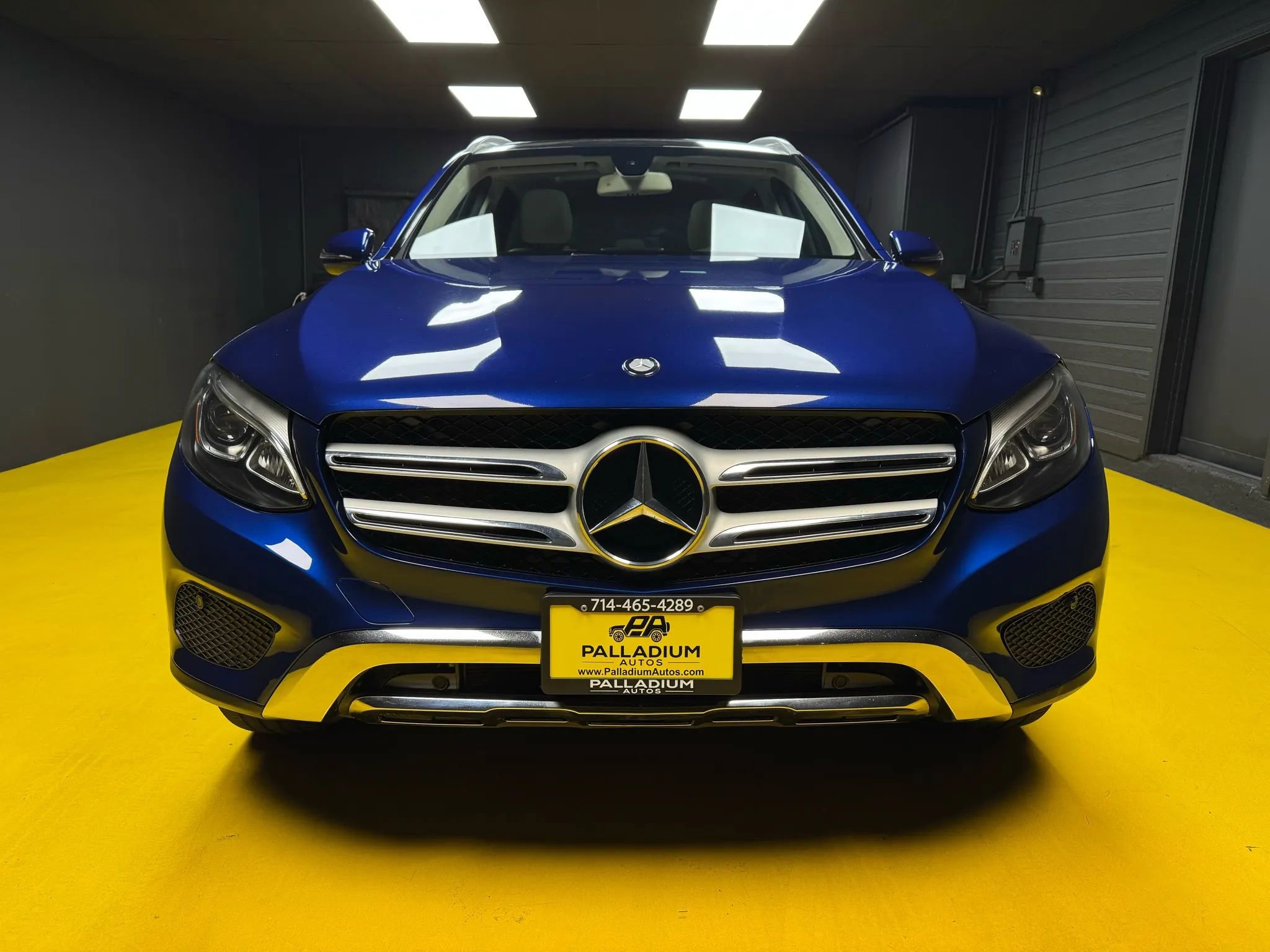 Used 2017 Mercedes-Benz GLC 300 image 2