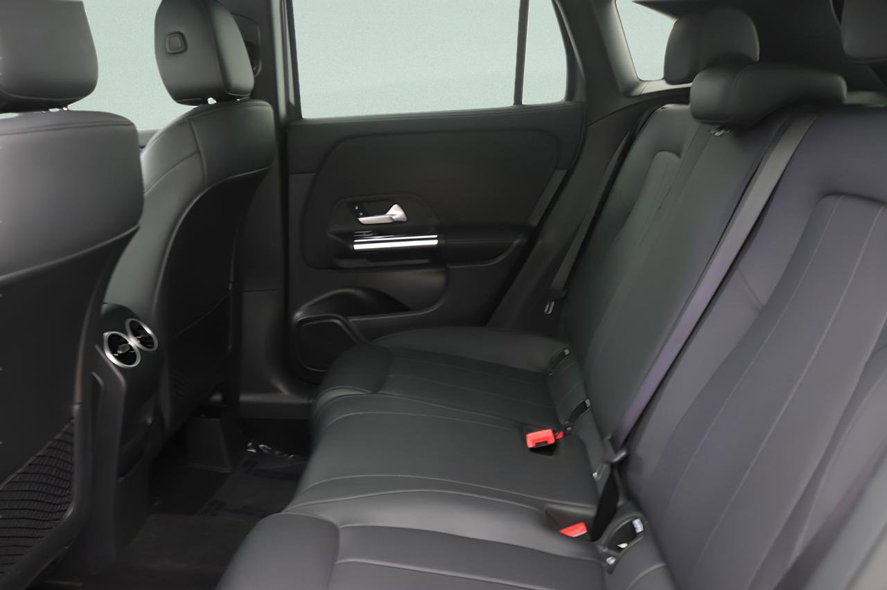 Certified 2023 Mercedes-Benz GLA 250 image 30