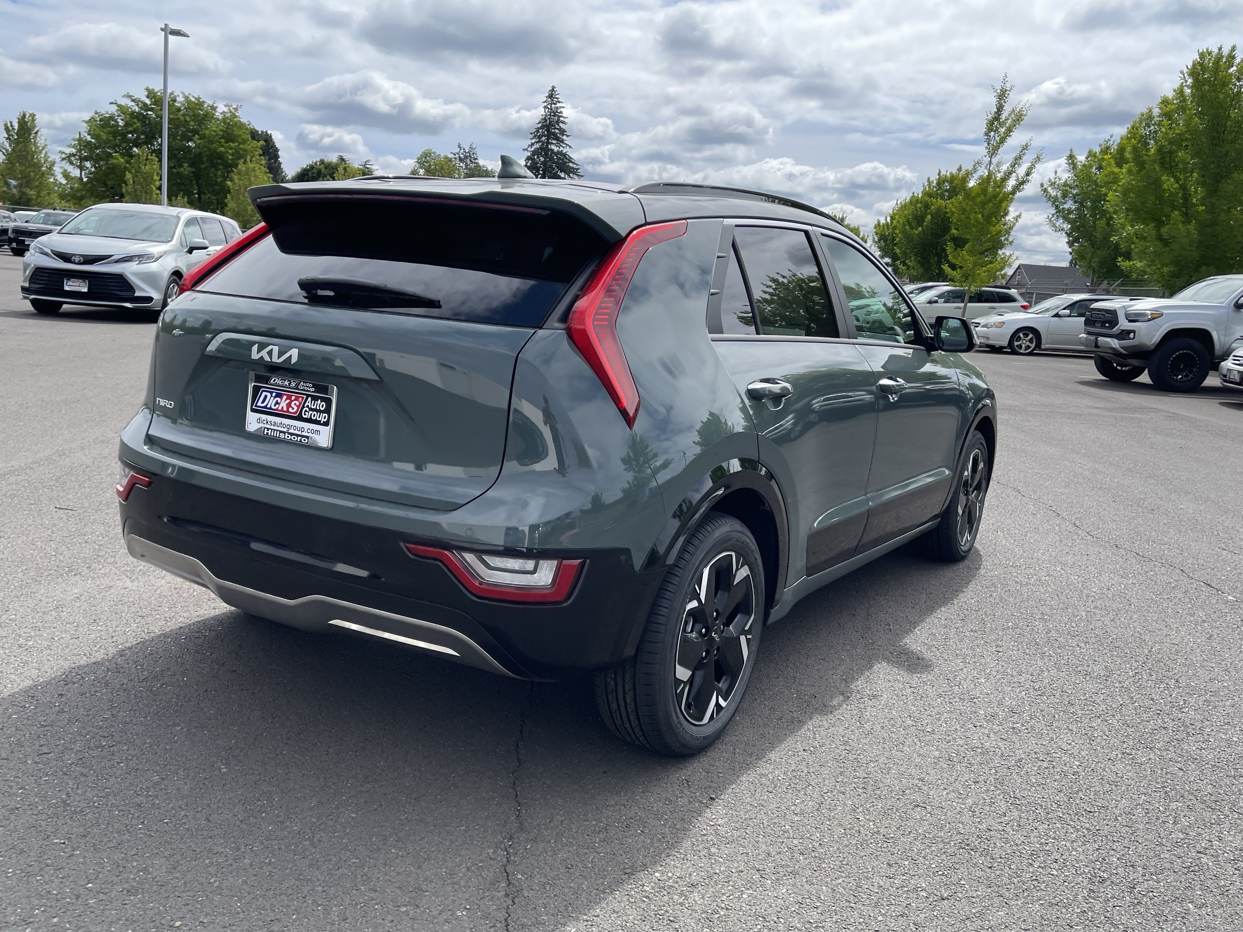 Used 2023 Kia Niro Wave FWD image 5