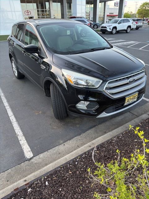 Used 2017 Ford Escape SE image 15