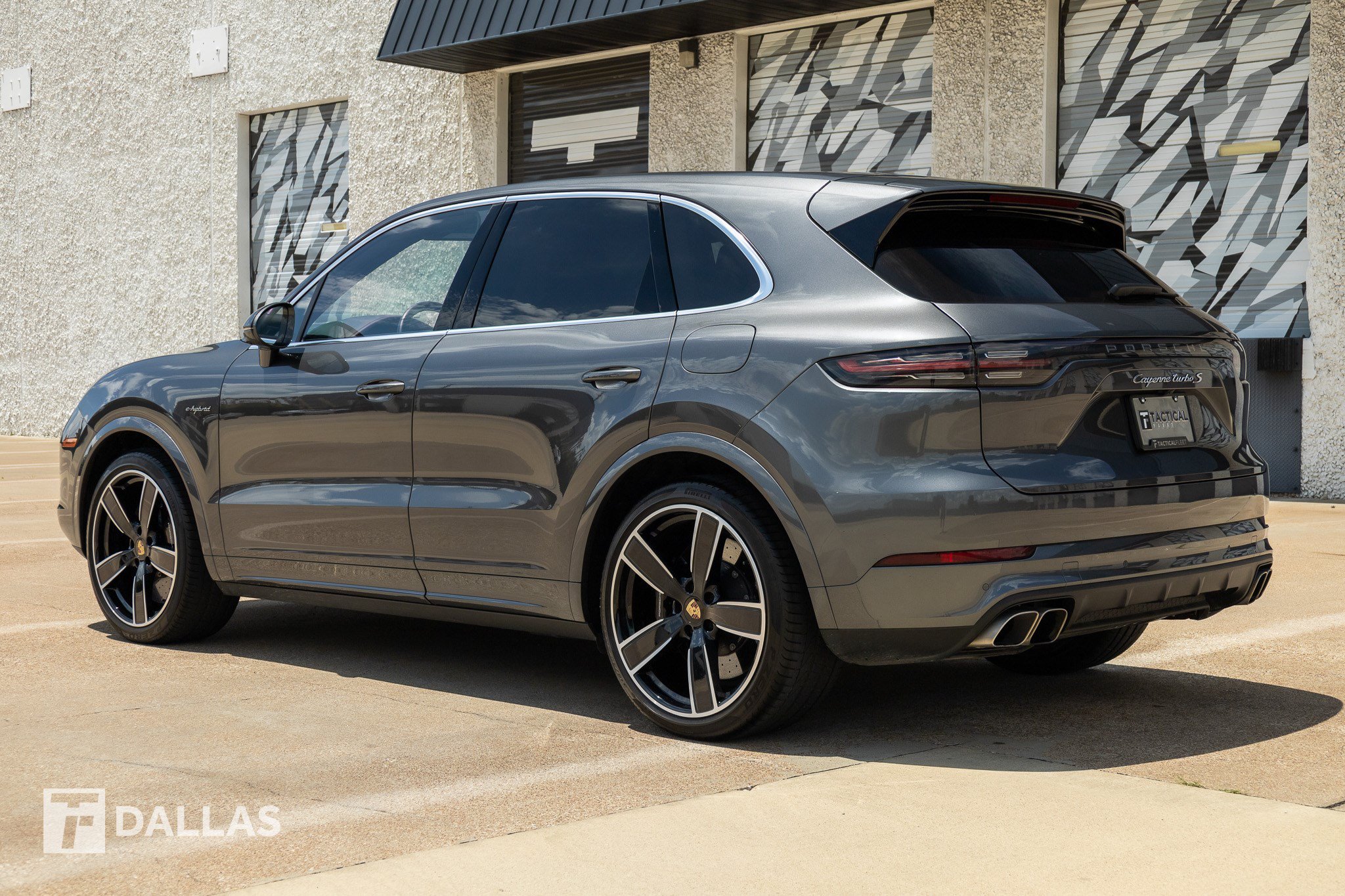 Used 2023 Porsche Cayenne Turbo S AWD/4WD image 10