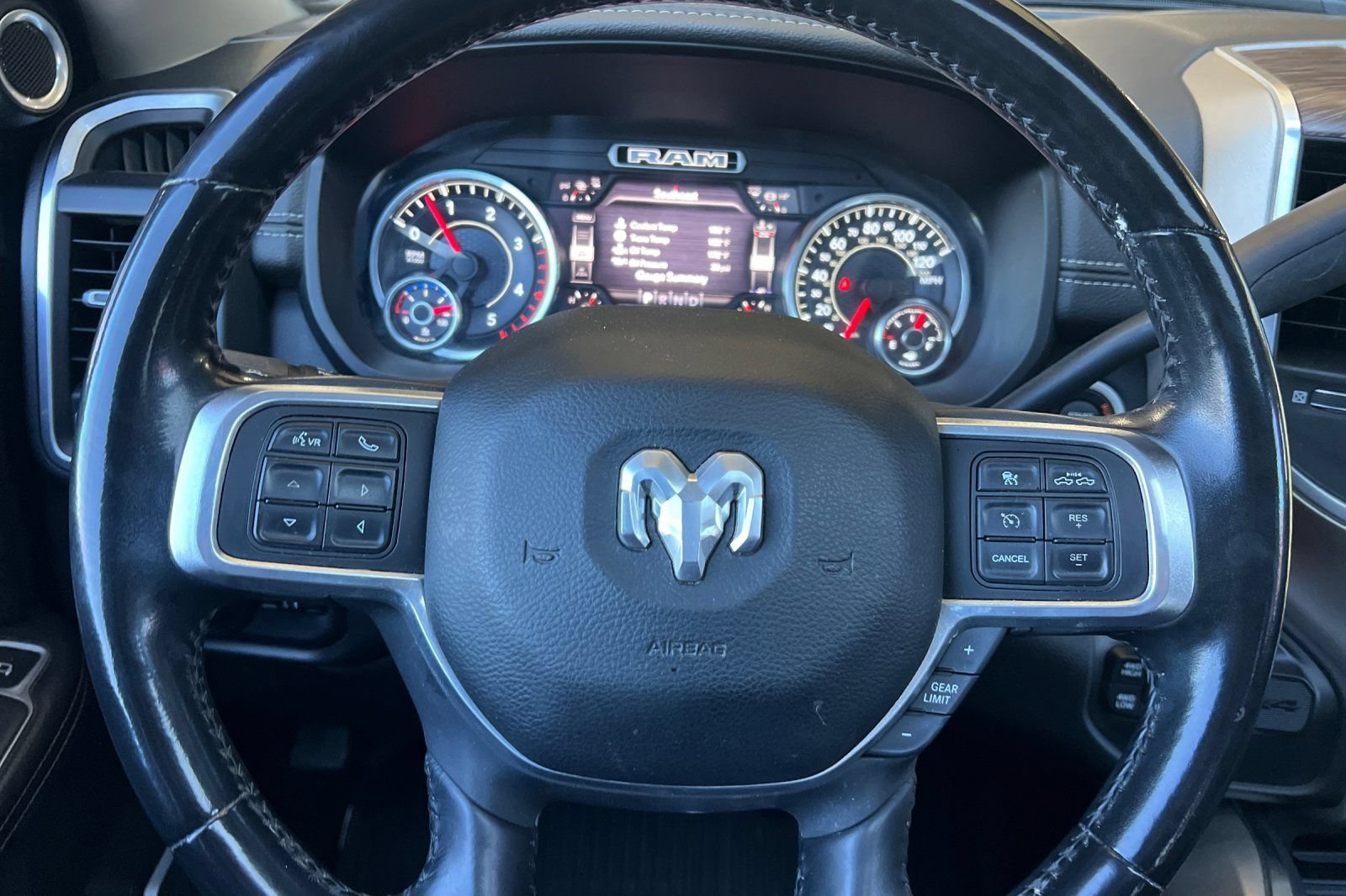 Used 2020 RAM 3500 Laramie AWD/4WD image 24