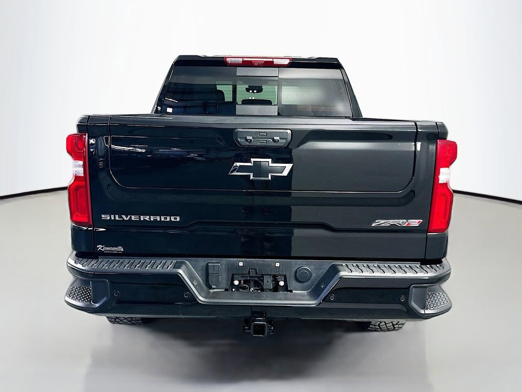 Used 2025 Chevrolet Silverado 1500 ZR2 w/ Technology Package image 6