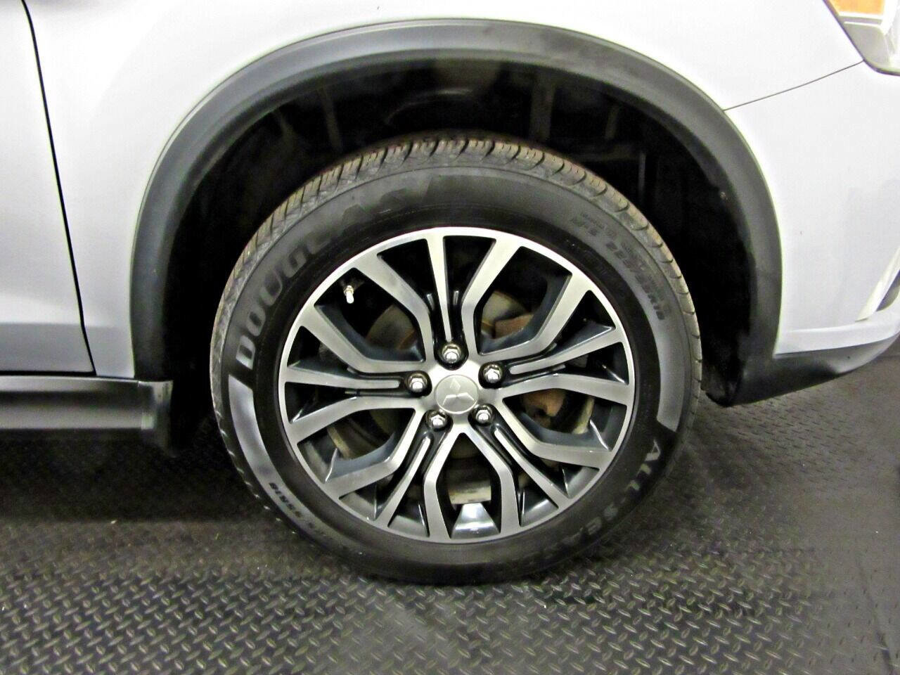 Used 2016 Mitsubishi Outlander Sport ES AWD/4WD image 21