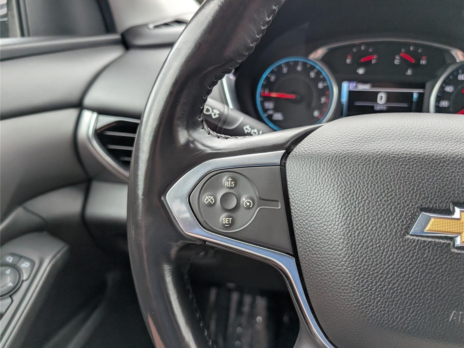 Used 2018 Chevrolet Traverse LT AWD/4WD image 24
