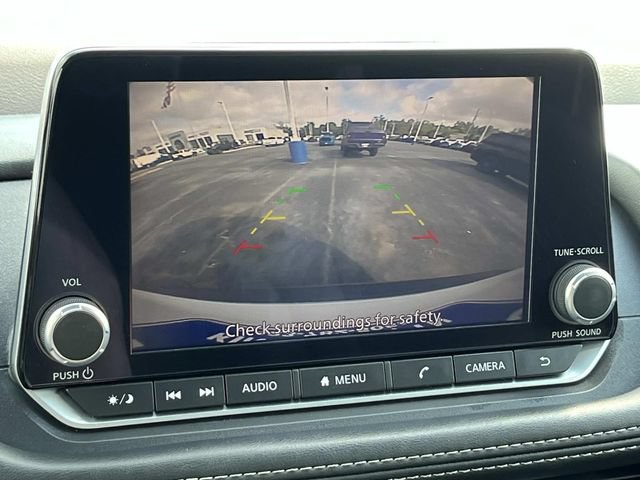 Used 2023 Nissan Rogue S AWD/4WD image 33