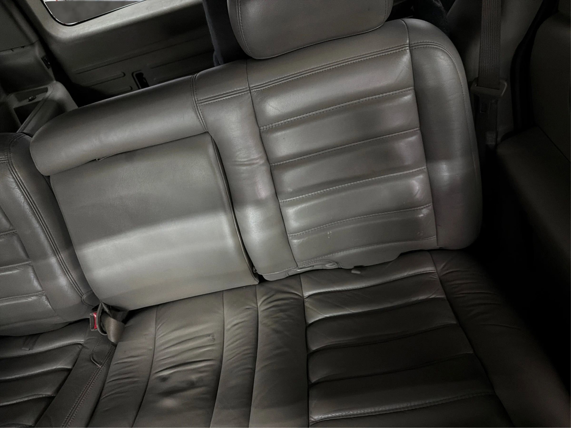 Used 2003 HUMMER H2 w/ Preferred Equipment Group image 31