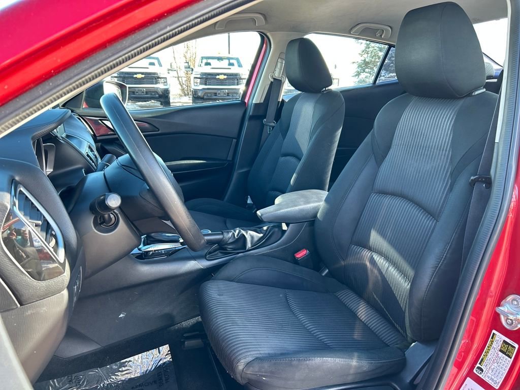 Used 2016 MAZDA MAZDA3 i Sport w/ Preferred Equipment Package image 11