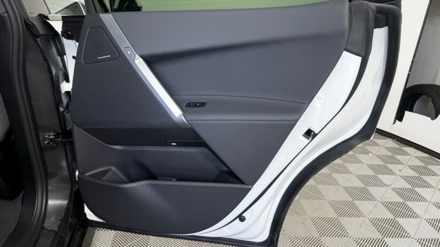New 2026 BMW iX xDrive45 w/ M Sport Package image 18