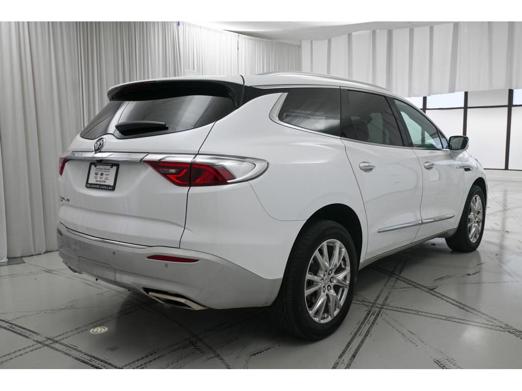 Used 2024 Buick Enclave Essence w/ Experience Buick Package image 7