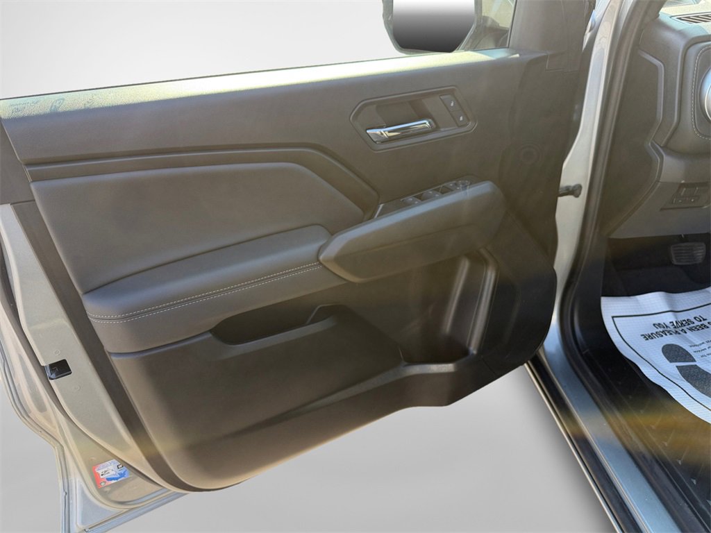 Used 2024 Chevrolet Colorado LT w/ LT Convenience Package II image 14