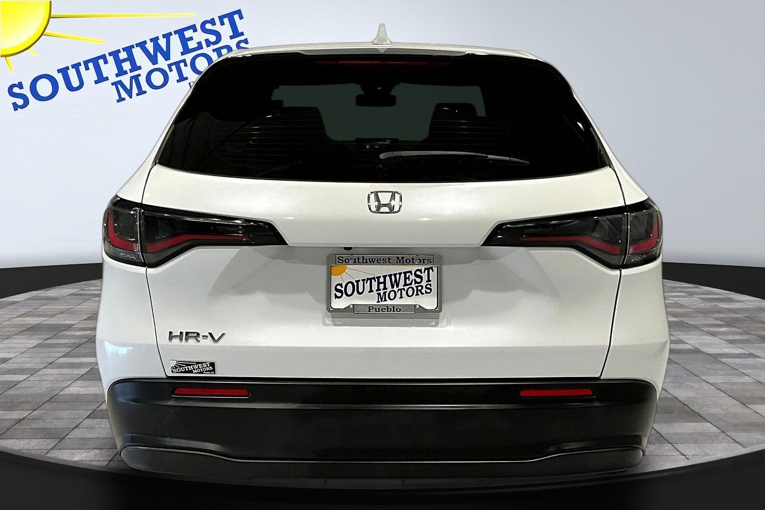 Used 2024 Honda HR-V LX image 6