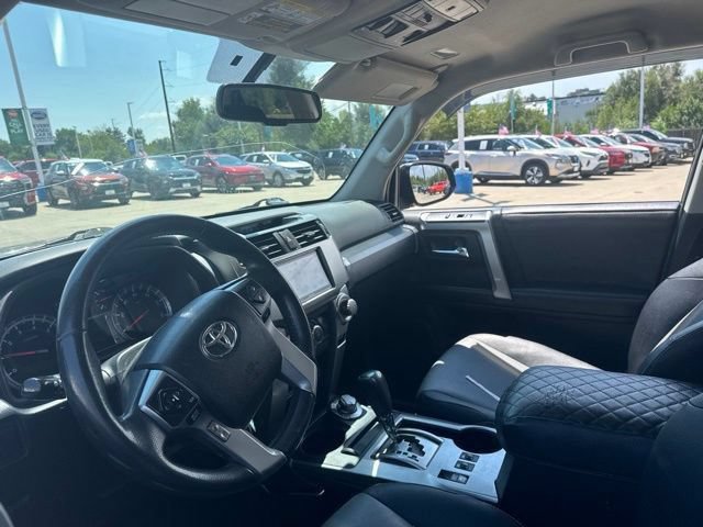 Used 2018 Toyota 4Runner SR5 Premium AWD/4WD image 9