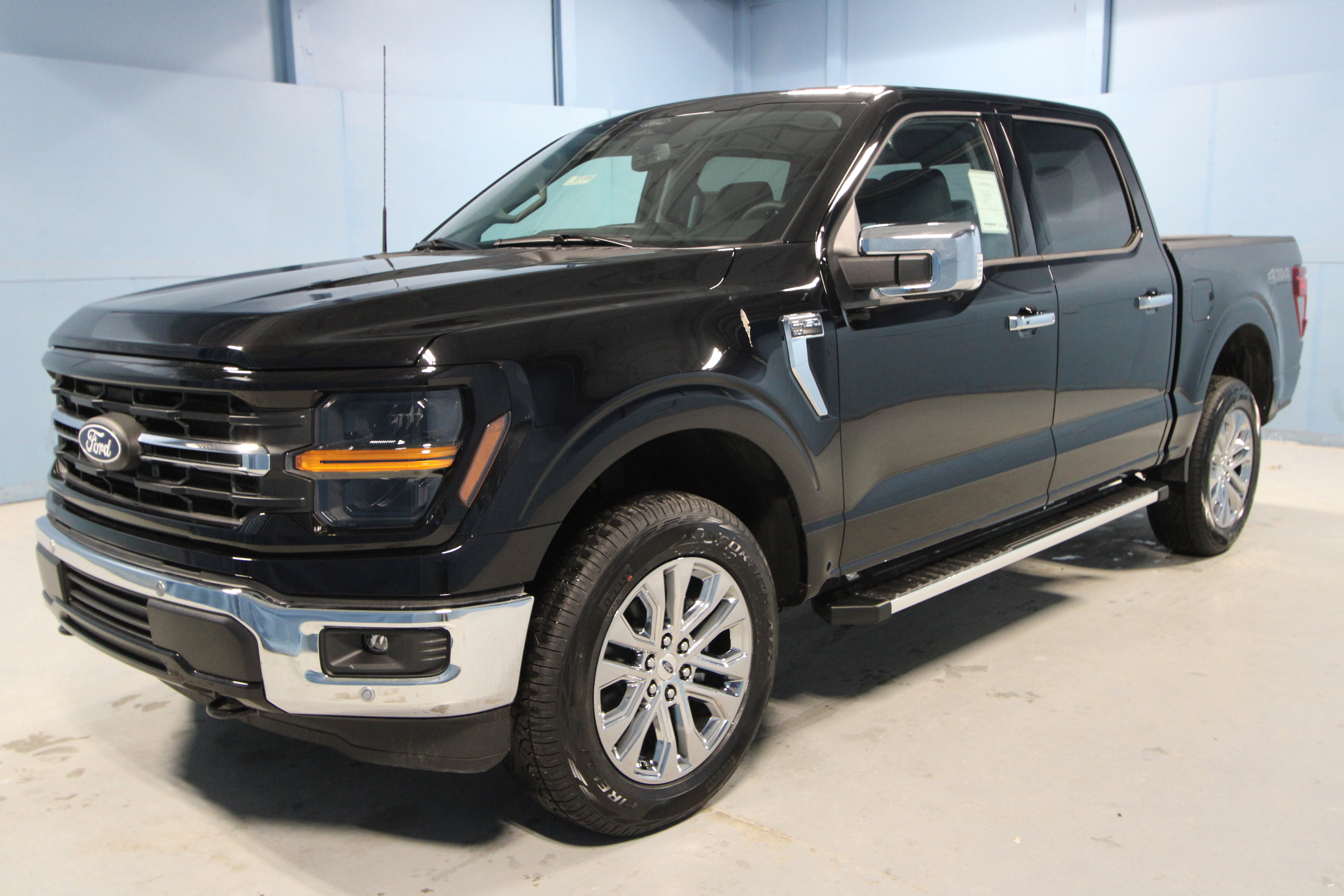 New 2026 Ford F150 XLT w/ Equipment Group 302A MID AWD/4WD image 22