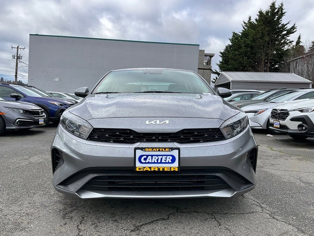 Used 2023 Kia Forte LXS w/ LXS Technology Package image 3