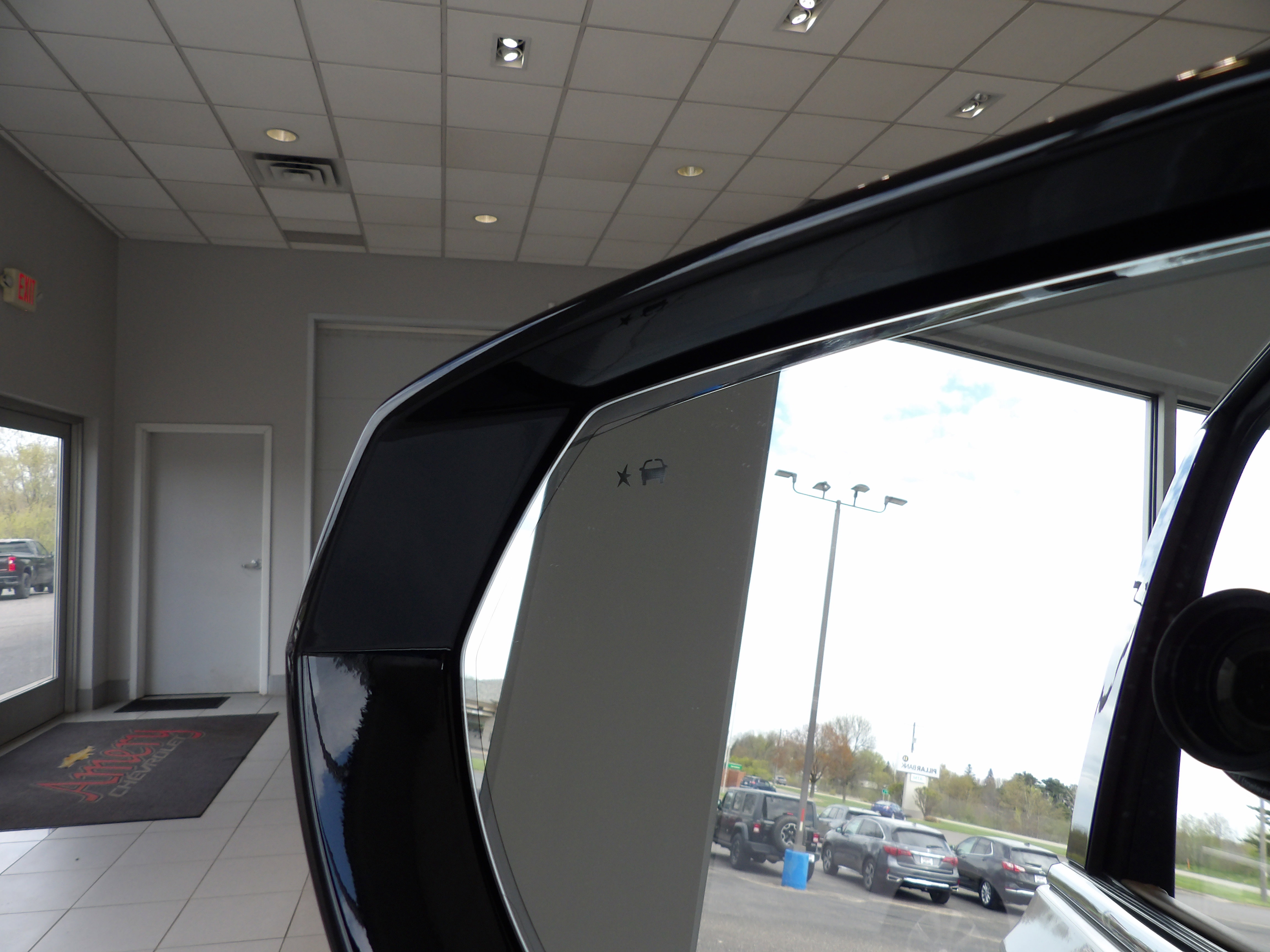 Used 2023 Chevrolet Suburban Premier AWD/4WD image 6