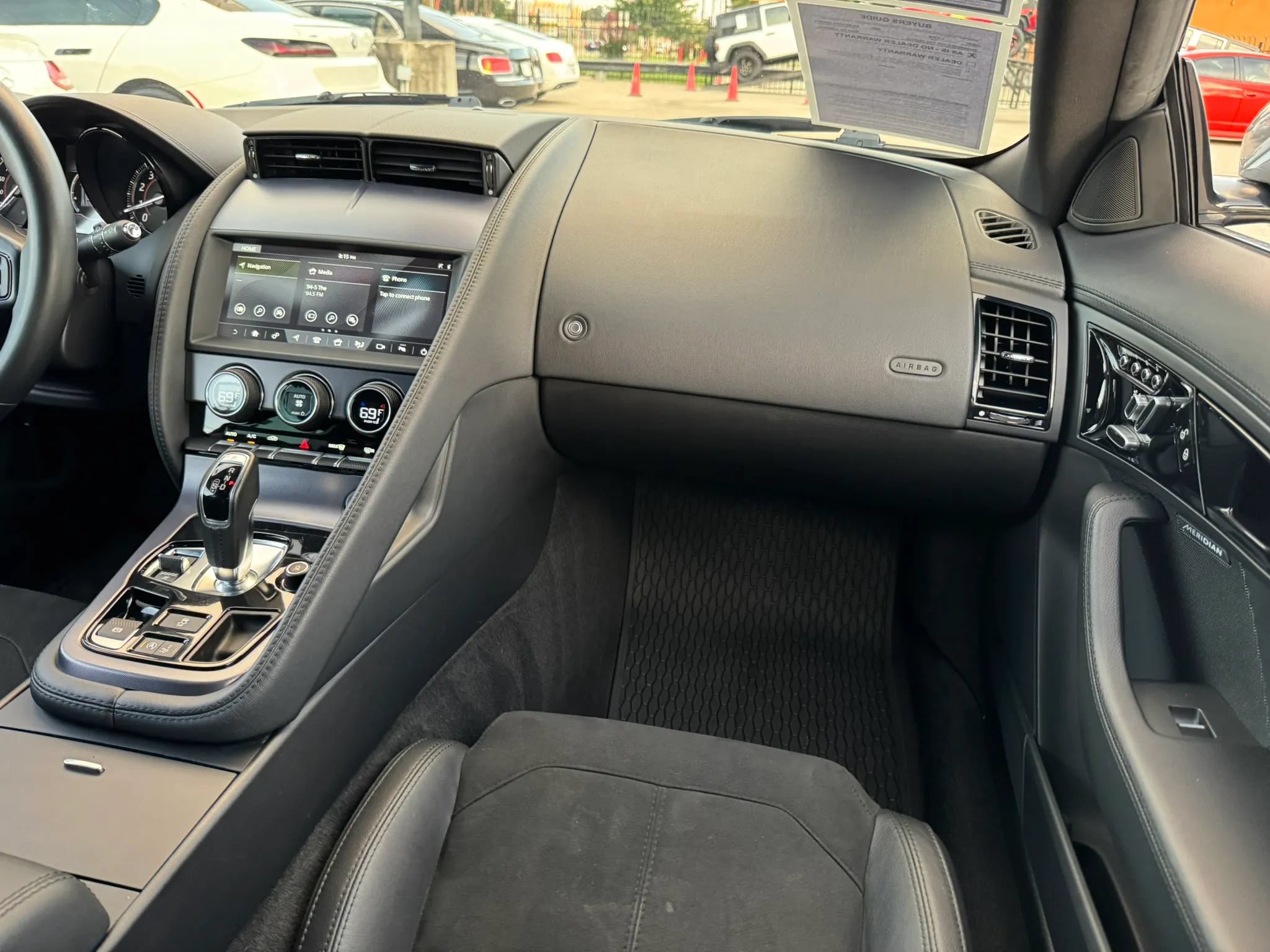 Used 2020 Jaguar F-TYPE Coupe RWD image 24