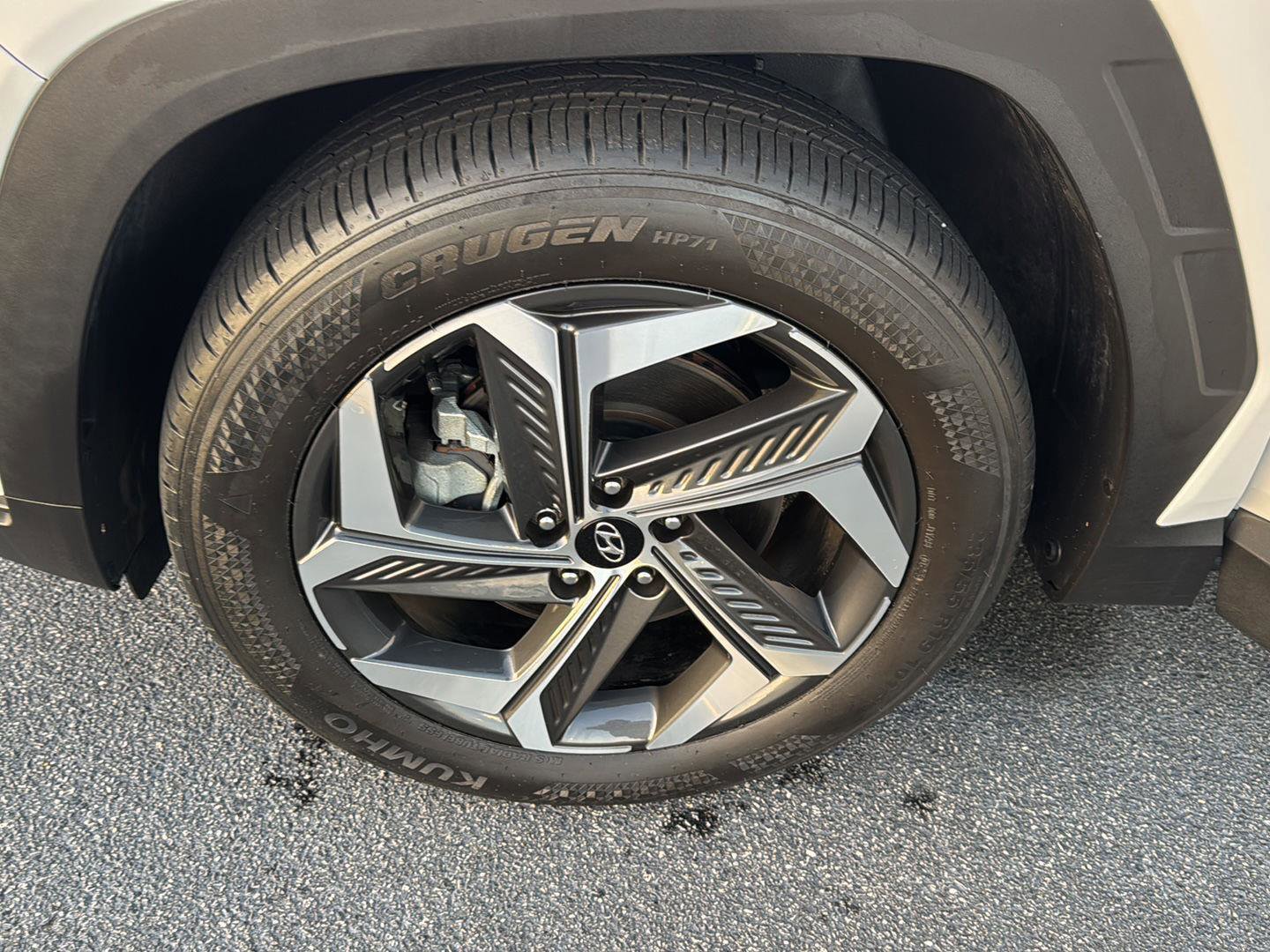 Used 2023 Hyundai Tucson Limited image 31