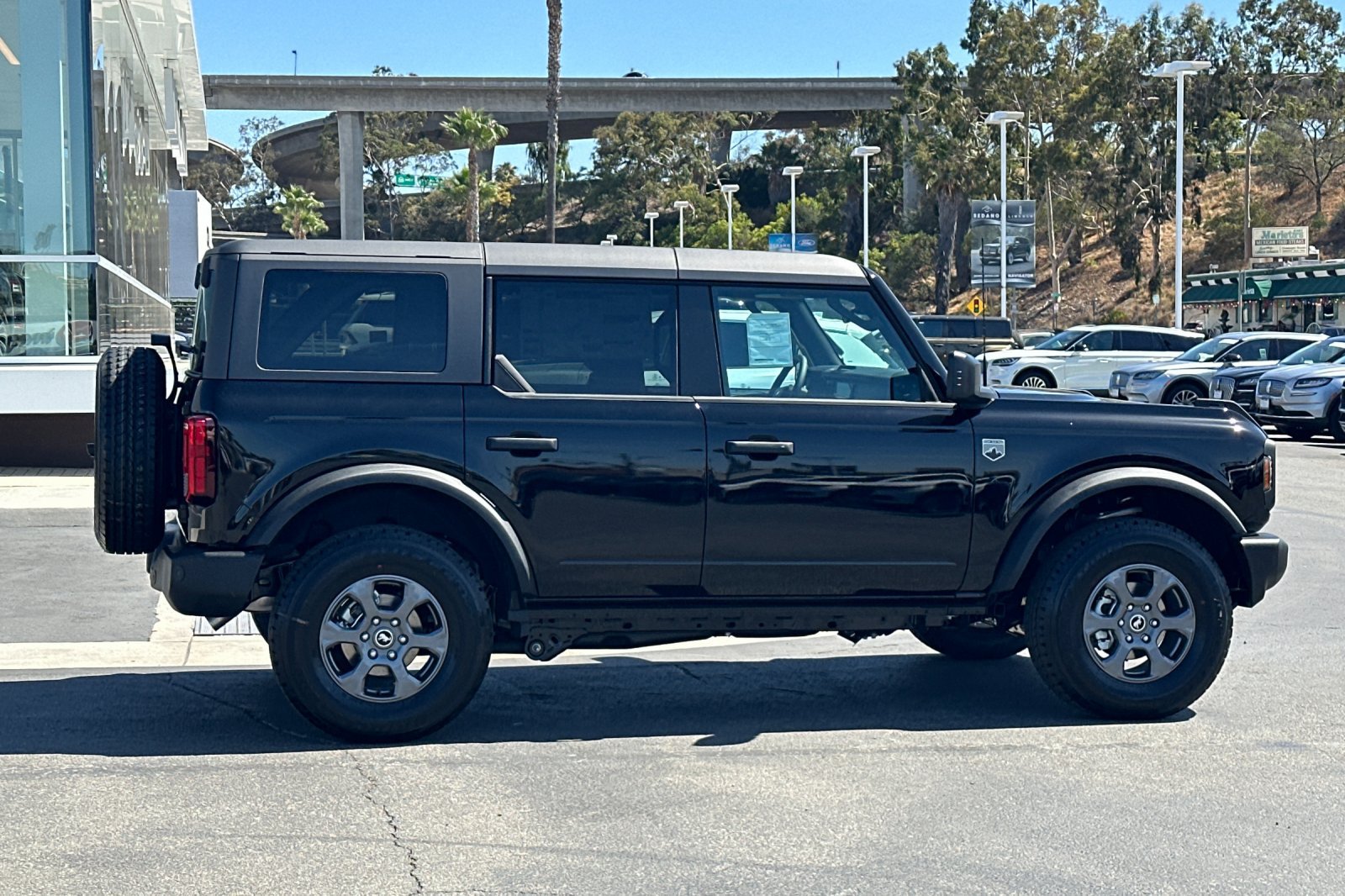 New 2026 Ford Bronco Big Bend AWD/4WD image 2