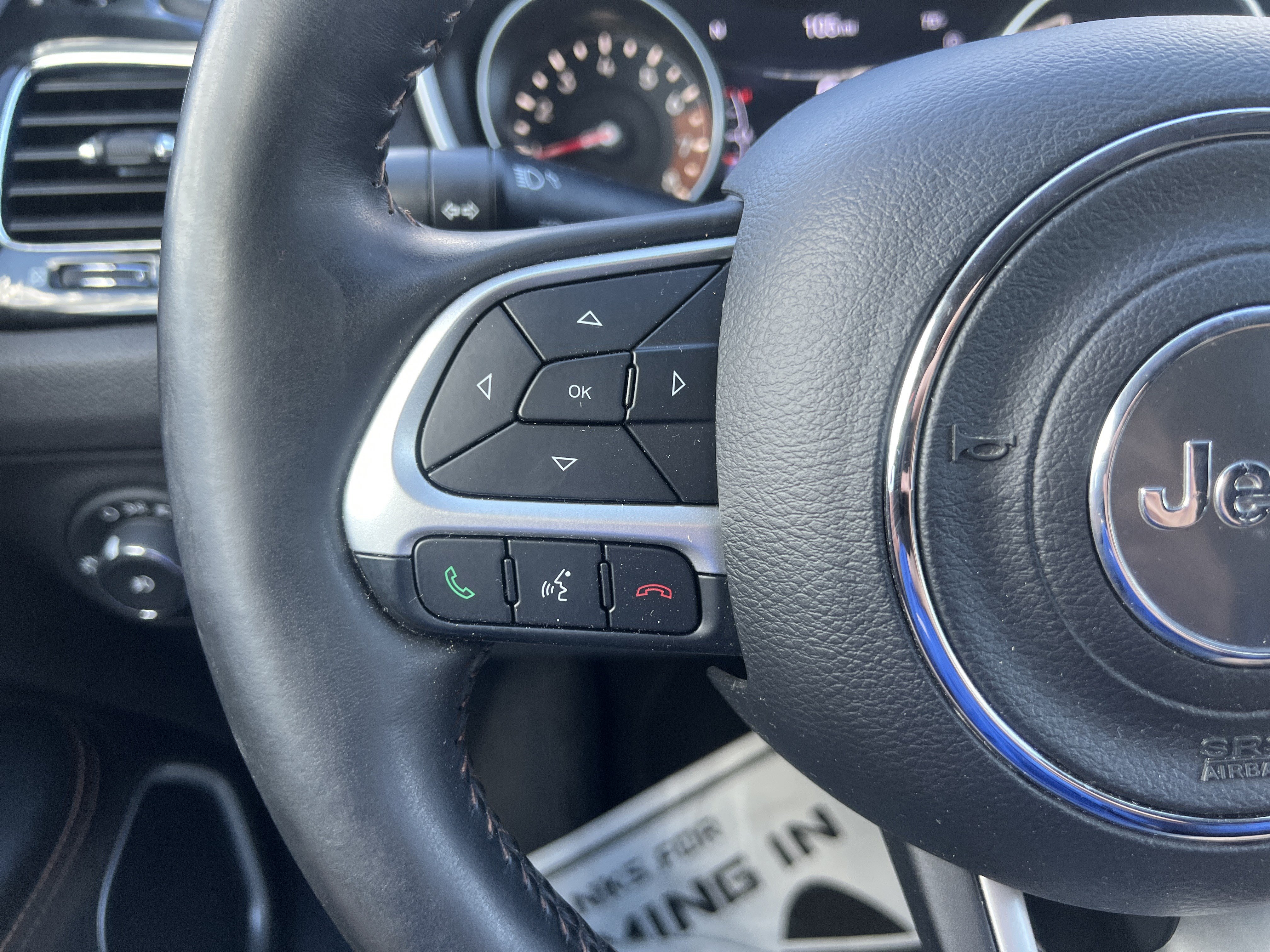 Used 2019 Jeep Compass Limited AWD/4WD image 18