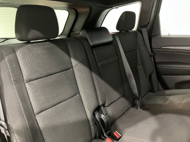 Used 2021 Jeep Grand Cherokee Laredo AWD/4WD image 30