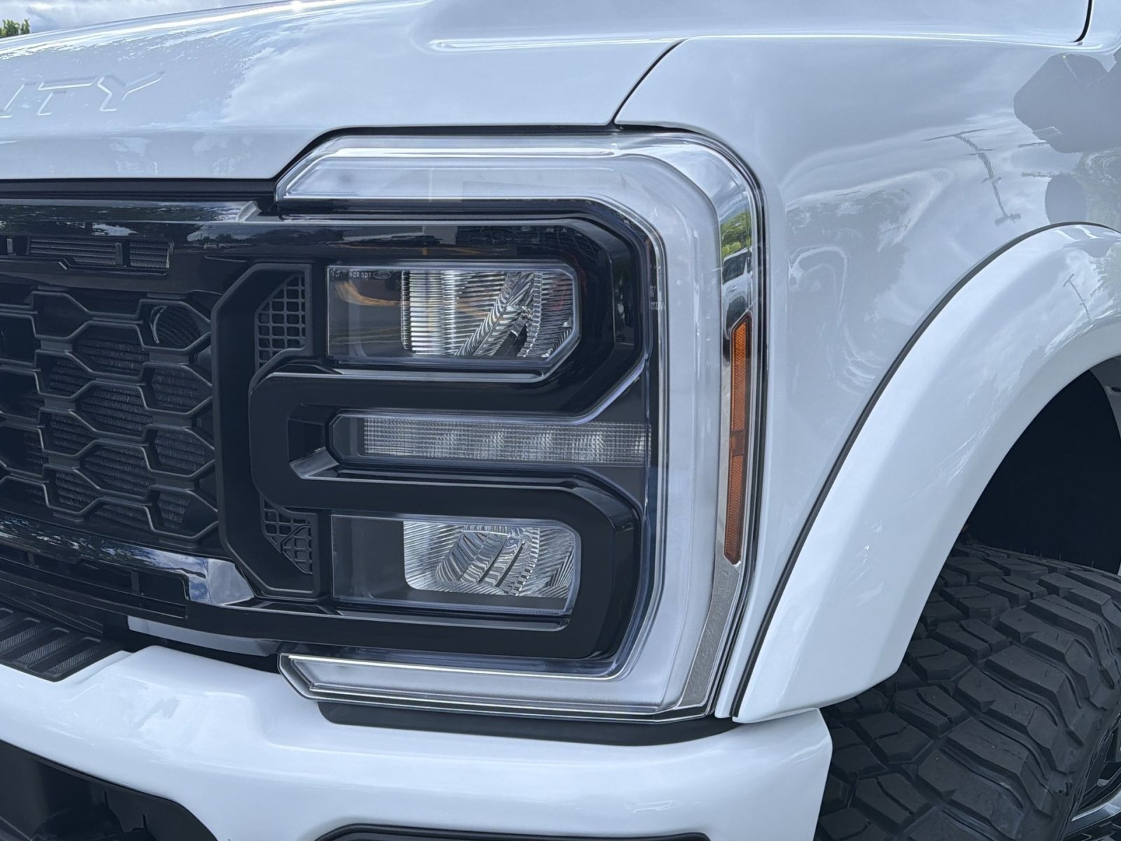 New 2026 Ford F250 Lariat w/ Black Appearance Package AWD/4WD image 13
