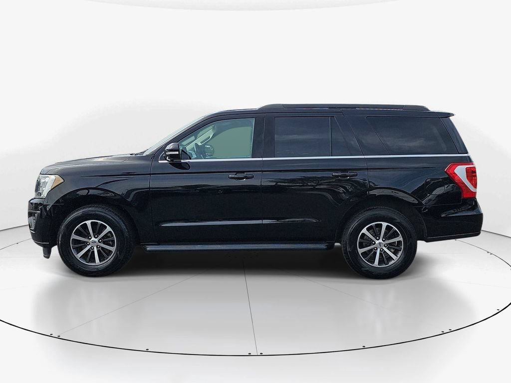 Used 2018 Ford Expedition XLT w/ Equipment Group 201A AWD/4WD image 9