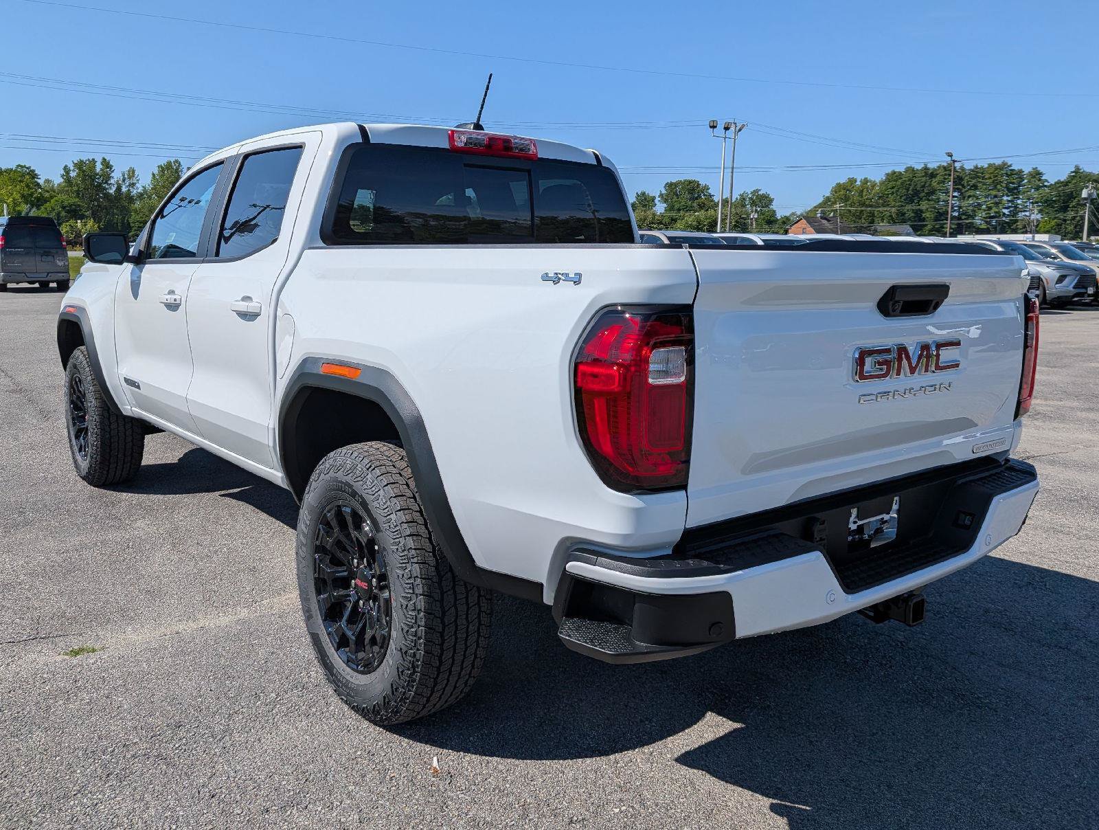 New 2026 GMC Canyon Elevation w/ Convenience Package AWD/4WD image 8