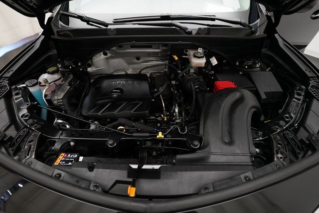 Used 2023 Buick Encore GX Select w/ Sport Touring Package image 3