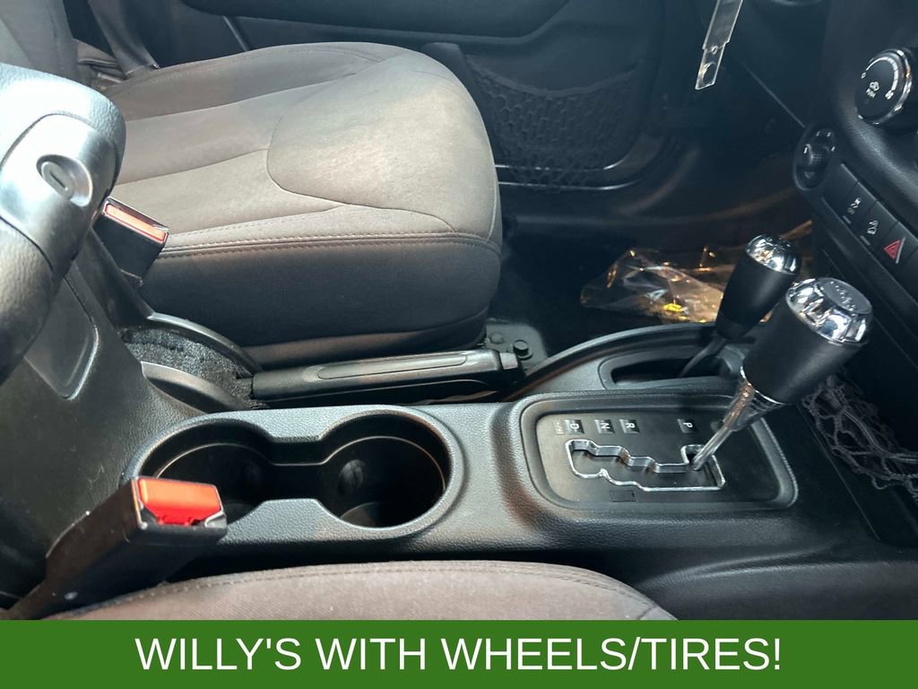 Used 2016 Jeep Wrangler Unlimited Willys image 19