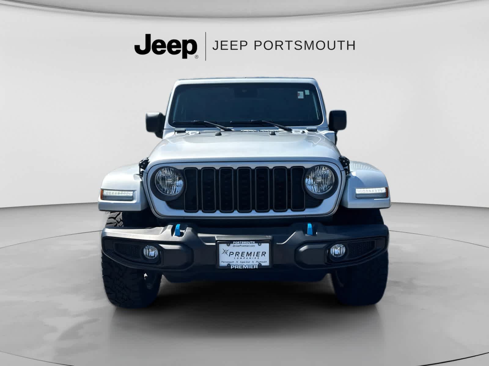 Used 2024 Jeep Wrangler Unlimited AWD/4WD image 8