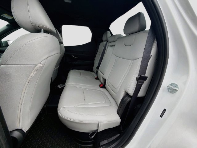 Used 2025 Hyundai Santa Cruz SEL FWD image 24