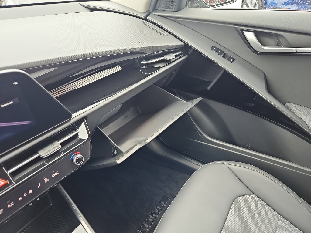 Used 2023 Kia Niro Wind w/ Wind Preserve Package image 22