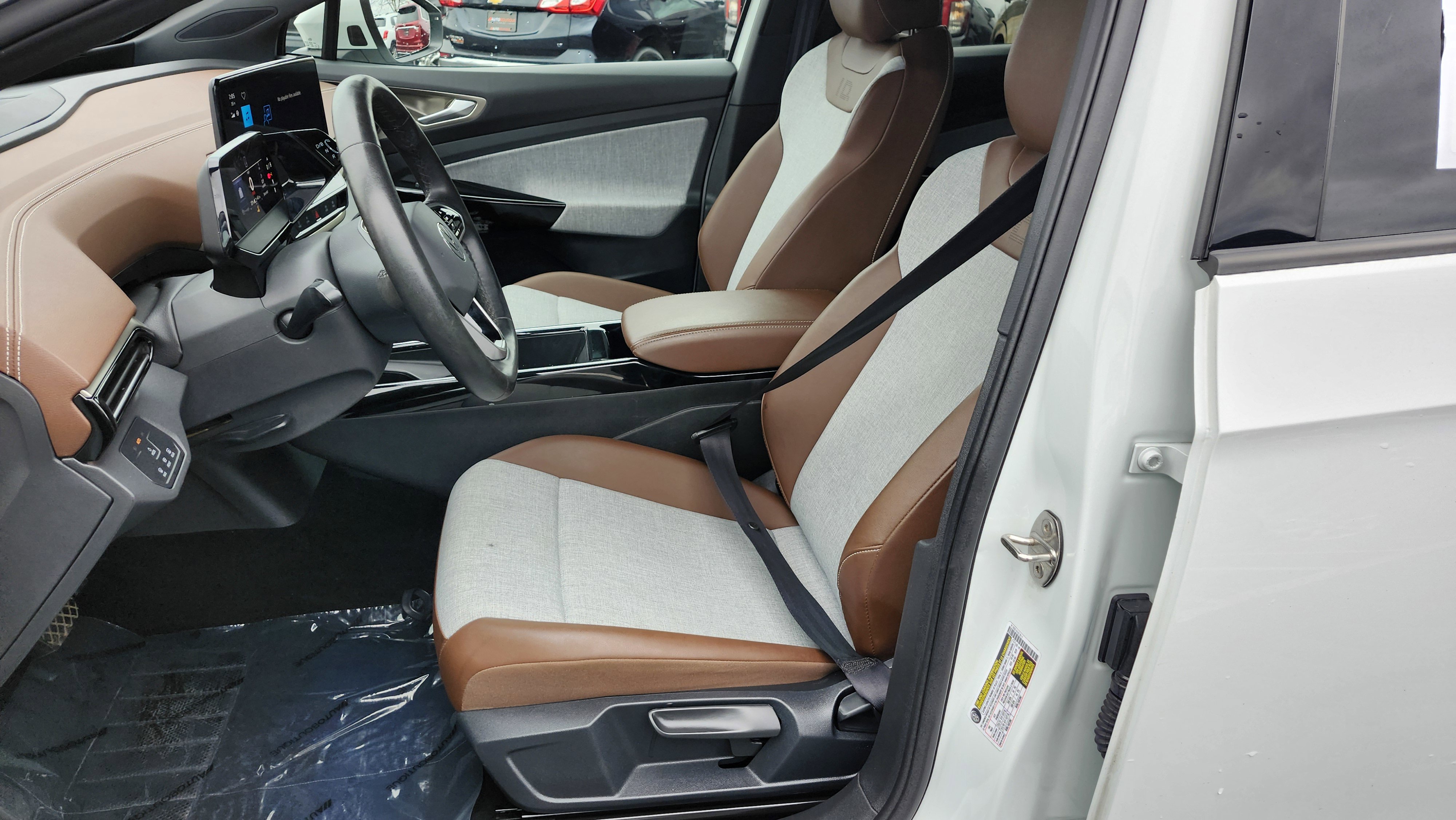 Used 2023 Volkswagen ID.4 Pro image 22