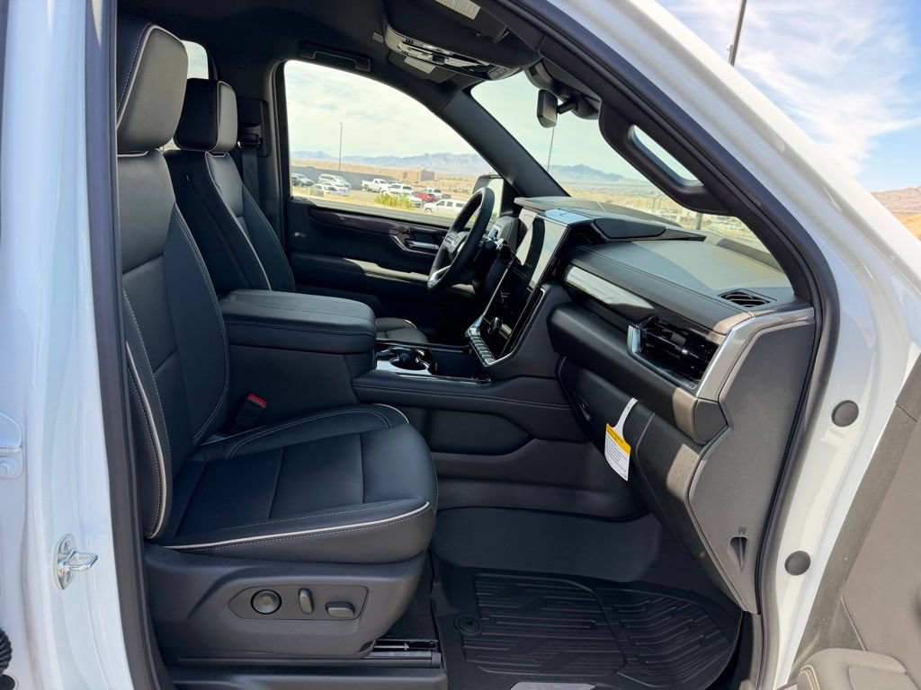 New 2026 GMC Yukon Elevation AWD/4WD image 13