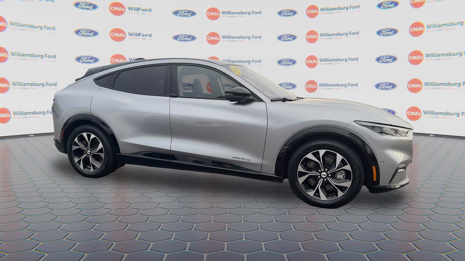 Certified 2021 Ford Mustang Mach-E Premium image 3