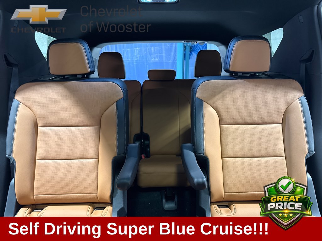 New 2027 Chevrolet Traverse Z71 w/ Enhanced Driving Package AWD/4WD image 41