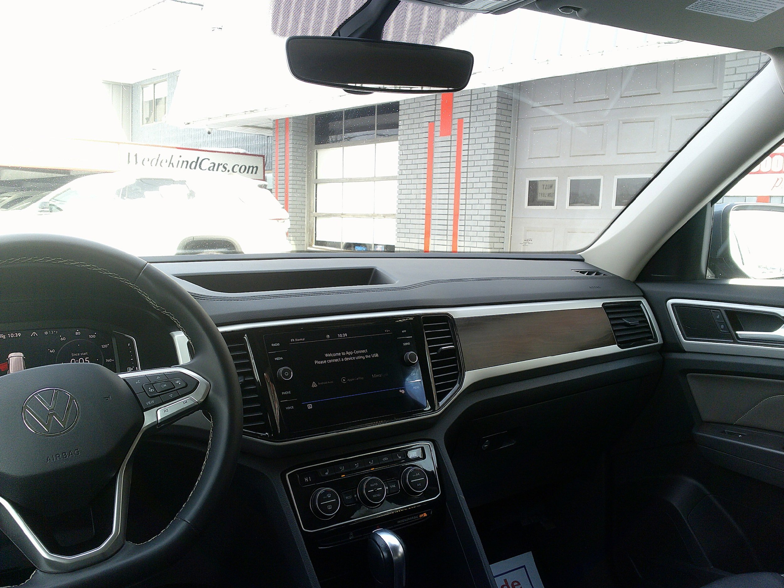 Used 2023 Volkswagen Atlas SE AWD/4WD image 22
